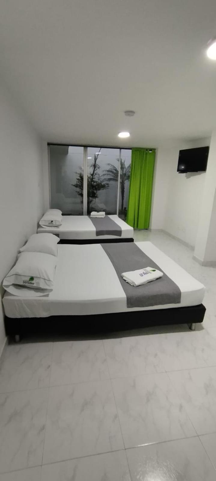 מדיין Hotel Paradise Lleras מראה חיצוני תמונה